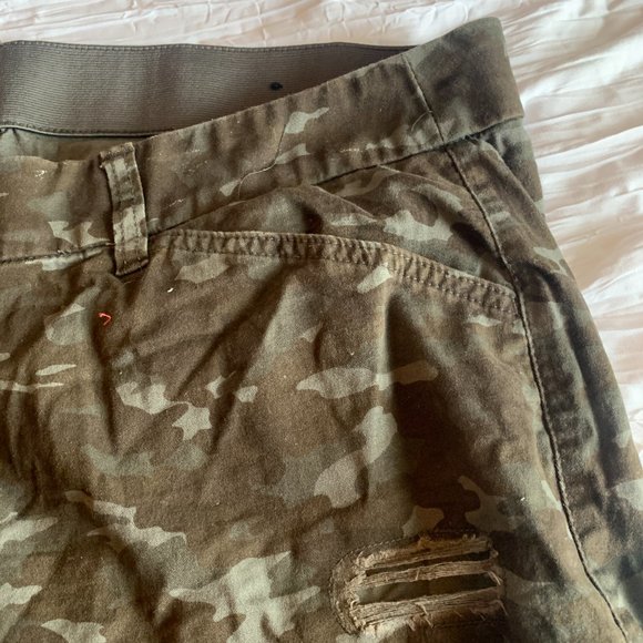 Lane Bryant Camouflage Jeans - Picture 5 of 6
